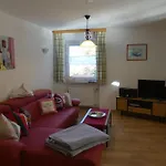 Haus Kunterbunt *