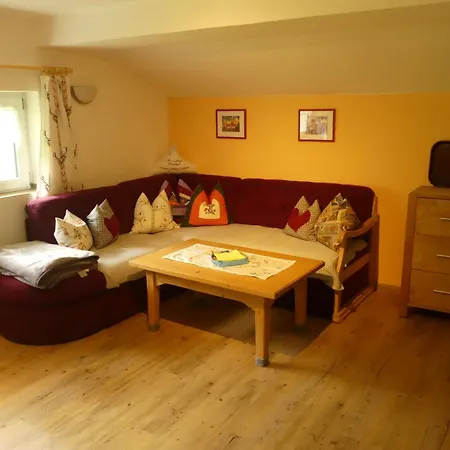 Haus Kunterbunt 公寓 贝希特斯加登