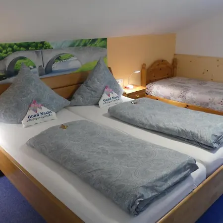 Haus Kunterbunt Apartamento